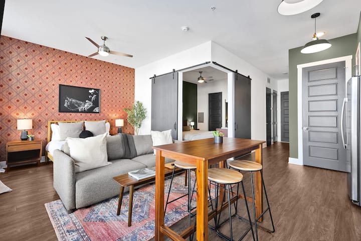 Where Desert Meets Country/sleeps 6 - Nashville, TN
