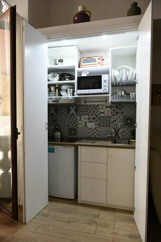 Sisters Residence gallery image 3