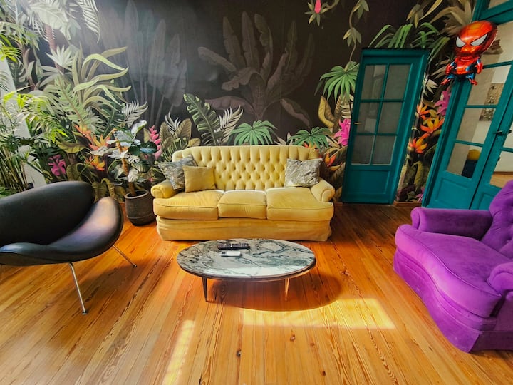 Two-bedroom apartment in Monserrat