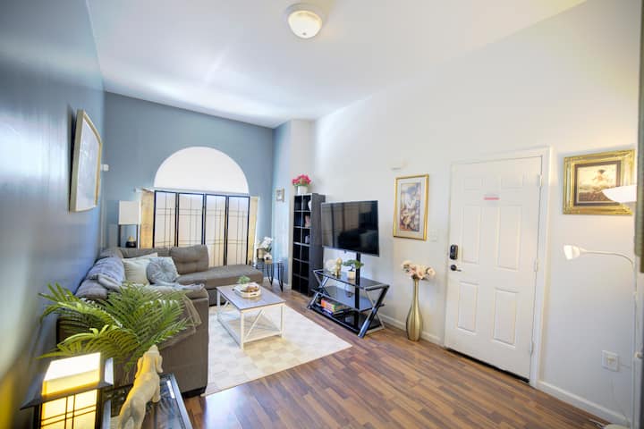 Regal Residence Kng Suite 2k Sqft W/free St Prk - Baltimore, MD