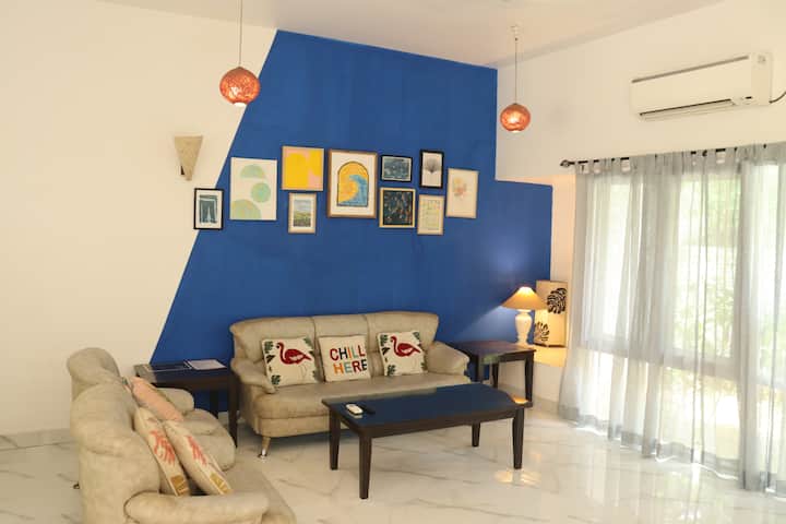 Living room image 1