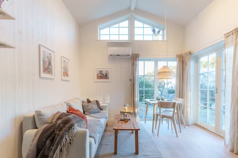 Top Airbnb: Attefallshus in Western Gothenburg in Sydväst