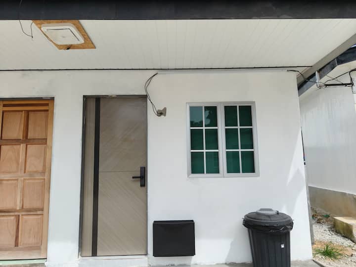Tiny Home For Rent At Bayan Lepas - Penang