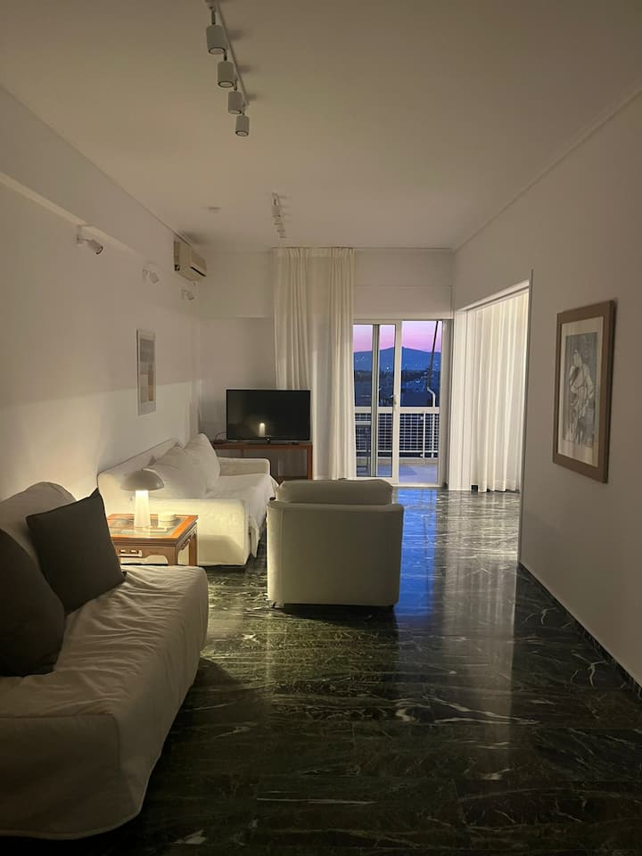 Athens @ Balcony–design Penthouse W/h City View! - Atenas
