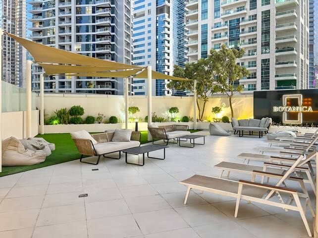 Ultra Stylish Luxury w/ PS5 Gaming Room & Sea View — foto 10