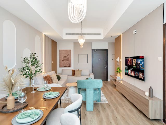 Ultra Stylish Luxury w/ PS5 Gaming Room & Sea View — foto 9