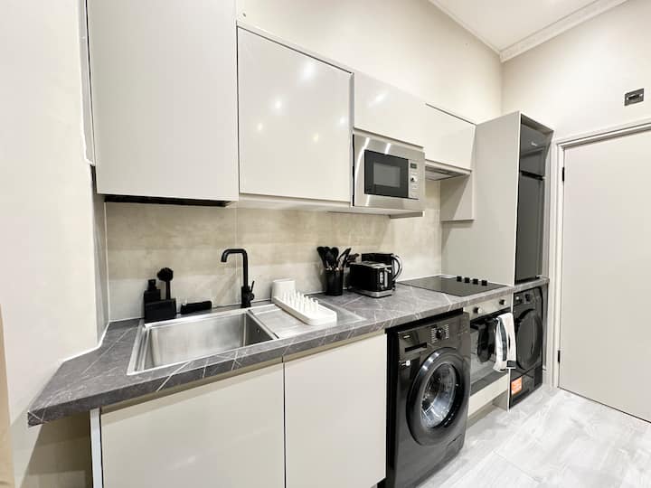 Elegant Ground Floor Studio -Central London - London