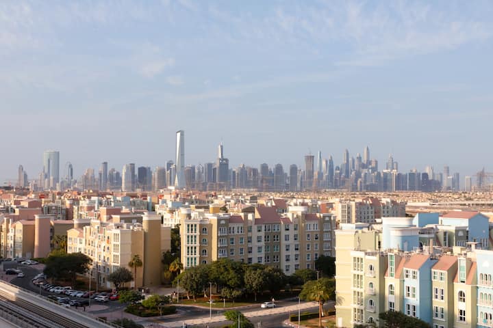 2br Family Stay I 5 Mins To Metro I Marina Views - Dubai