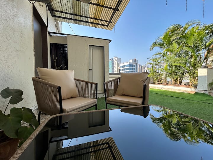 2 Bedroom | Spacious Private Terrace |Central Home - Mumbai