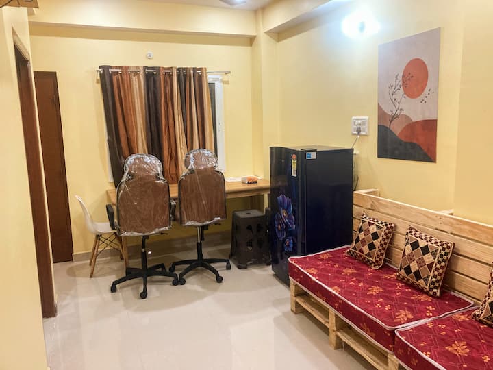 Cozy Comfortable 2bhk| Inverter & Two Ac Available - Patna