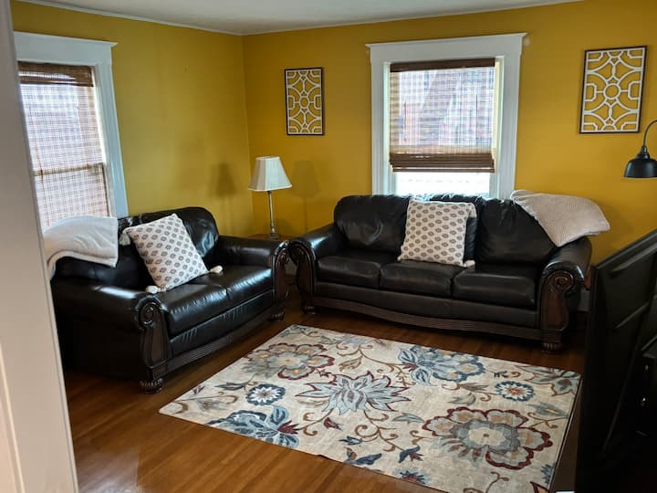 Spacious Private Home Near City, College And Lake! - Geneva, NY