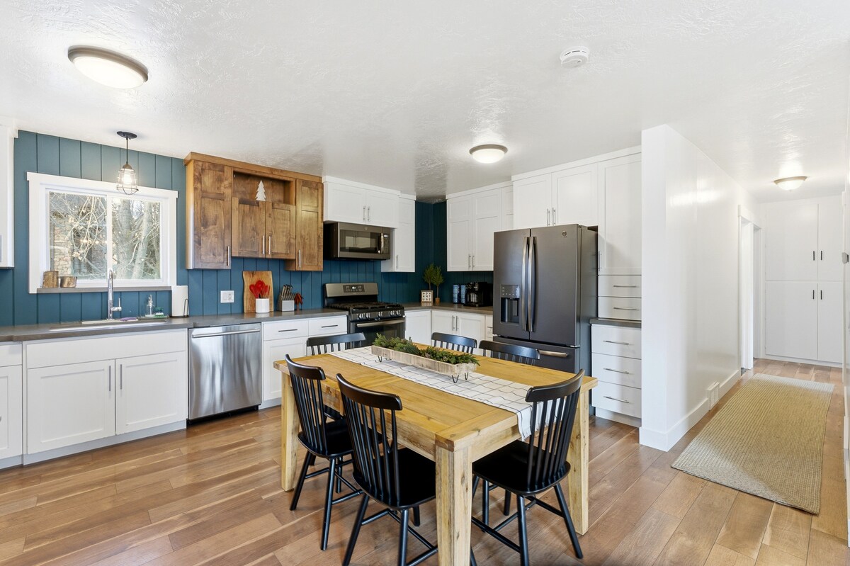 Heart Of Midway Home
