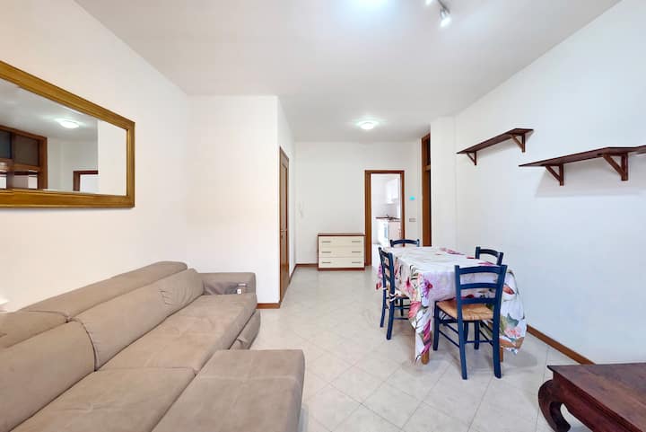 "Family House" - Crema - Crema