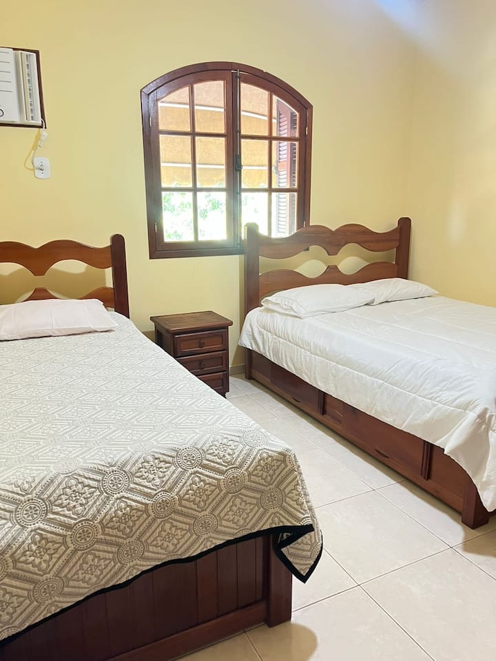 საძინებელი 1