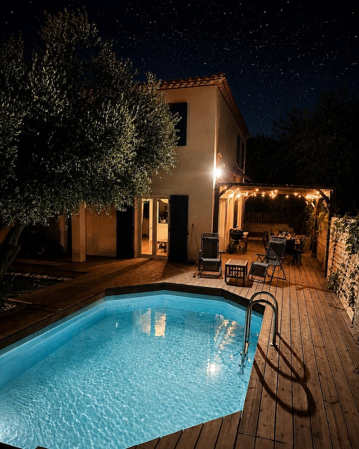 Villa Familiale Avec Piscine, Pétanque Et Jardin - Castries