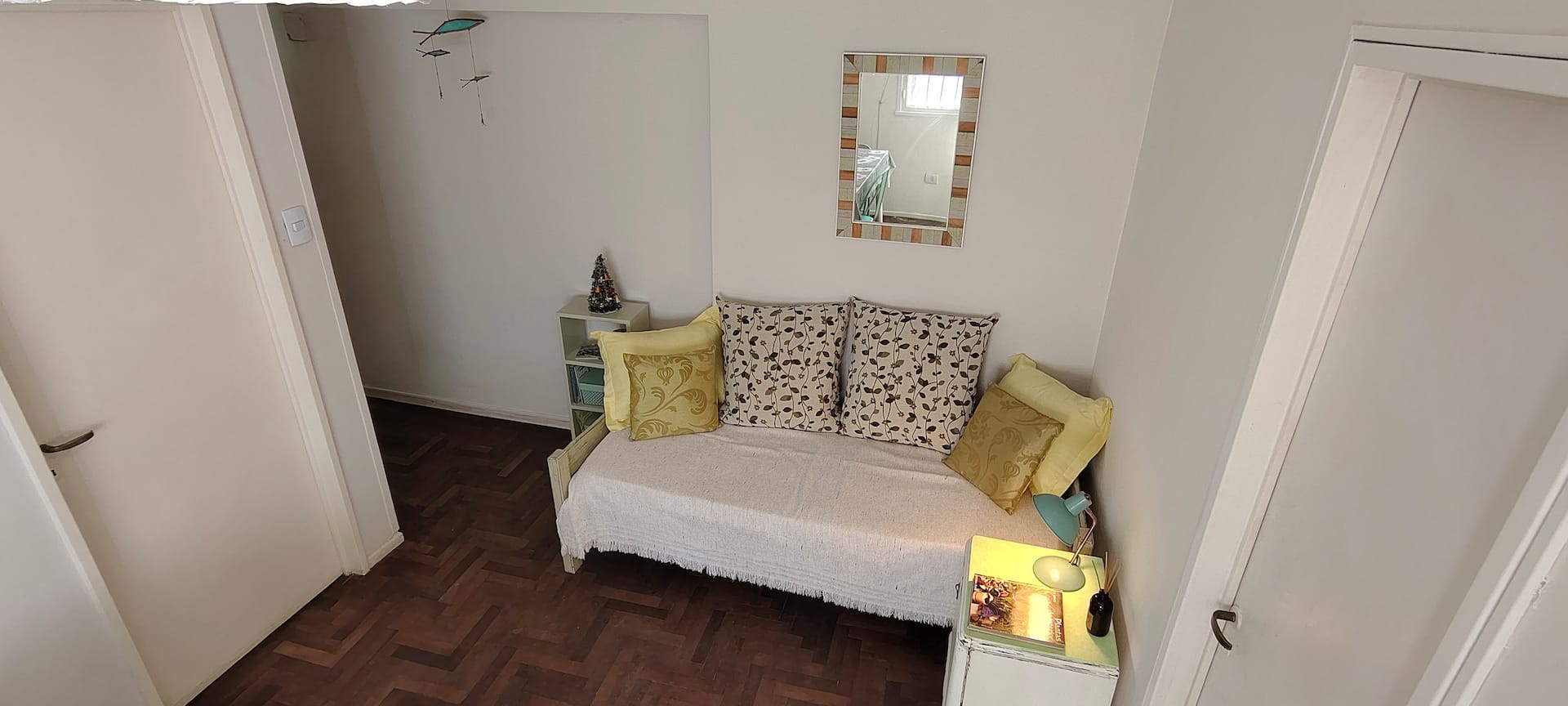 Cozy apartment in Olivos, bright and quiet