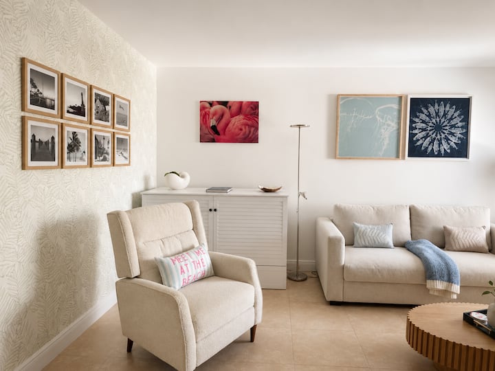 New Charming Apt|walk To Beach & Pool|key Biscayne - Key Biscayne, FL