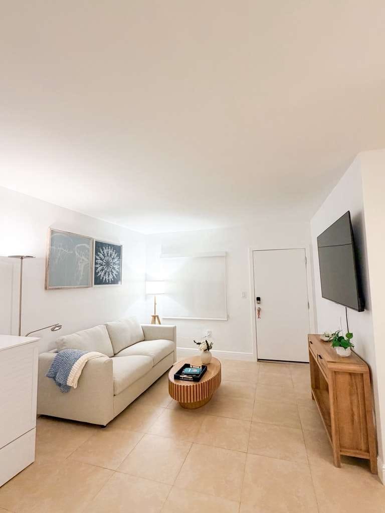 Popular Airbnb listing: New Charming Apt|Walk to Beach & Pool|Key Biscayne in Key Biscayne
