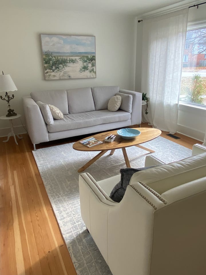 Cozy Lake Huron Retreat W/ Private Beach Access - Sarnia