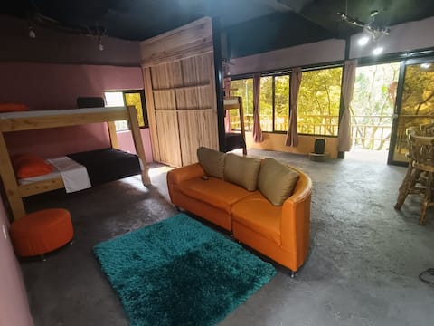 Popular Airbnb listing: cabin among birds near Filandia/Salento/Nature in Quindío