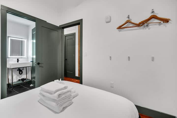 Badkamer 3 + ensuite badkamer