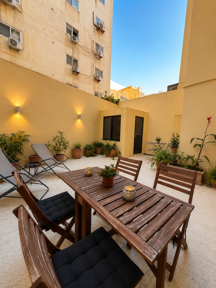 Spacious Garden Home Near Sea In Sliema - Valletta