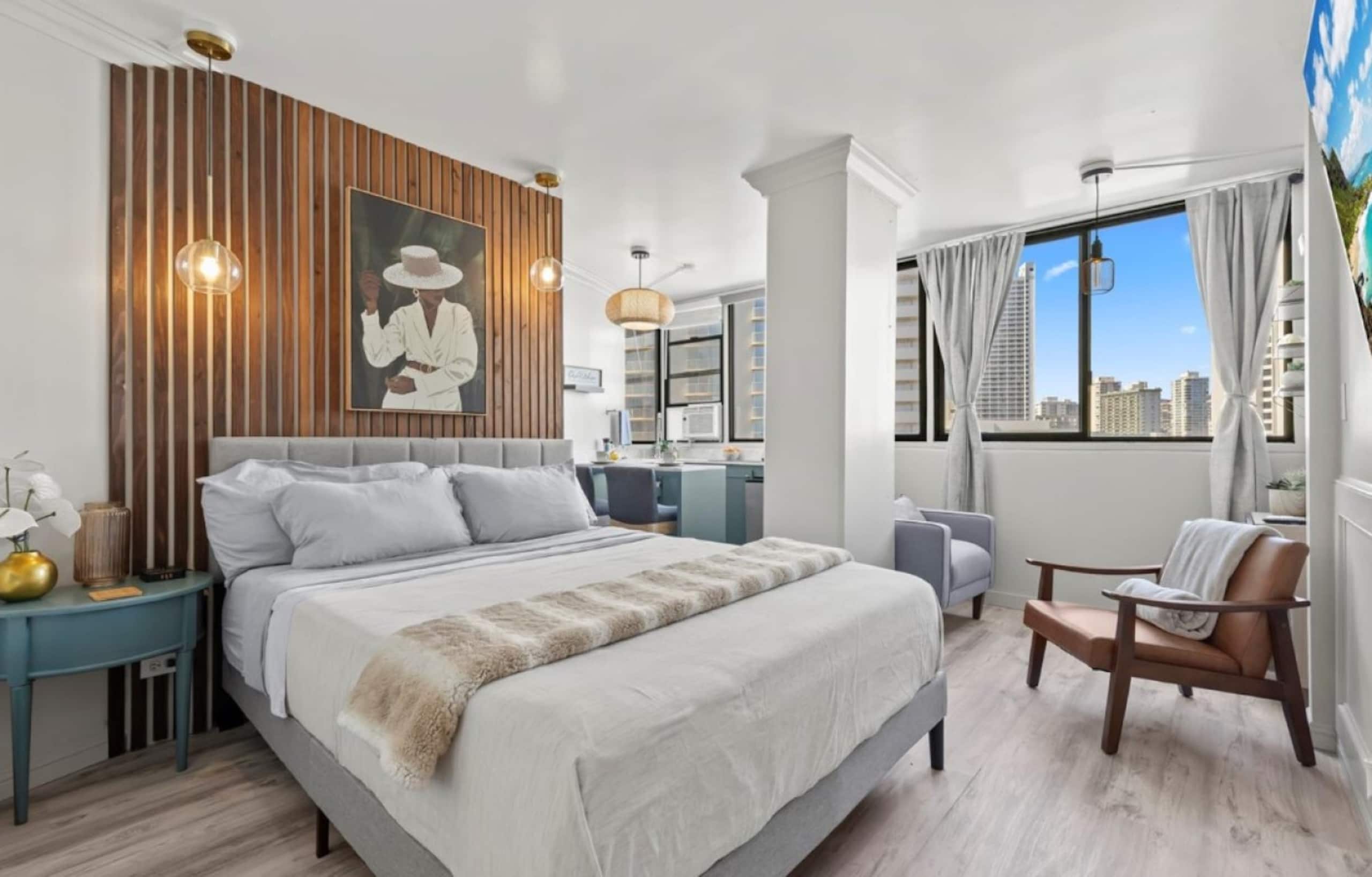 WG 906 | Simple Swanky Urban Waikīkī Studio 9ᵗʰ FL - Image 1