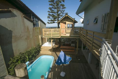Family Home Heated Pool SPA Treehouse Beto