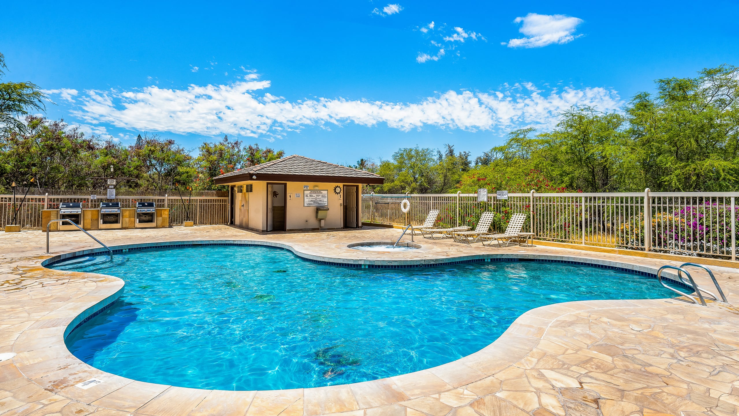 Maui Banyan, Prime Location, Across Kamaole Beach! - Image 13