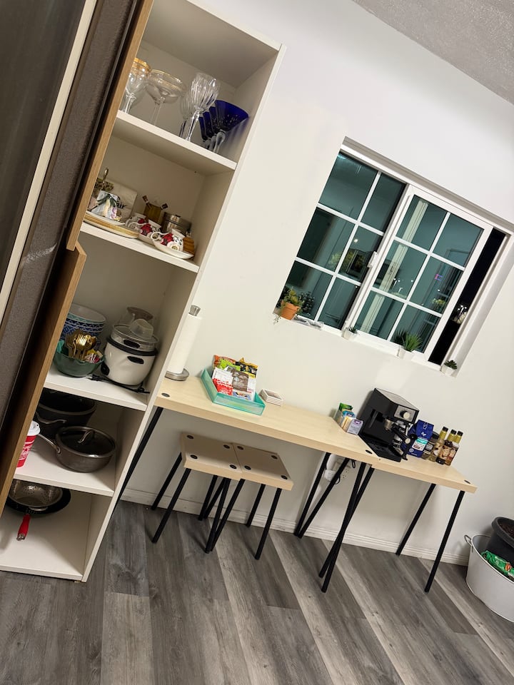 Private Studio Near Everything ! - Riverside, CA