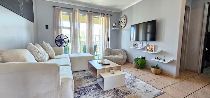 The Apartment, Summerfind, Promenade, Surf & Turf - Durban