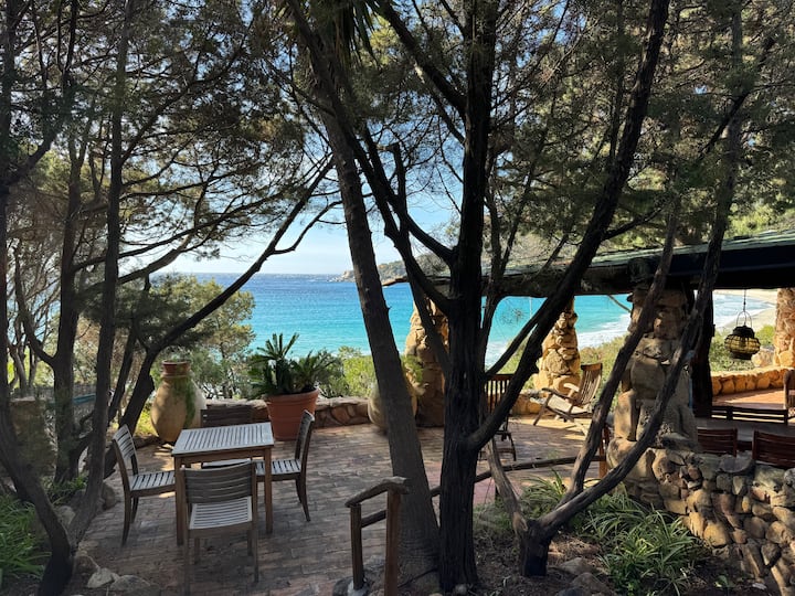 Villa Accel: Amazing Villa Right On The Beach! - Solanas