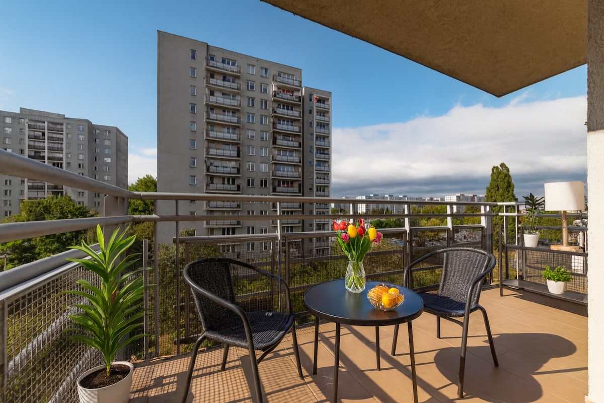 Photo inspiration: Visual Reference: Apartment Near Metro Kondratowicza Mall
