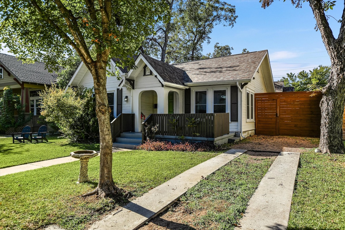 Bellvue Bungalow of Rosedale
