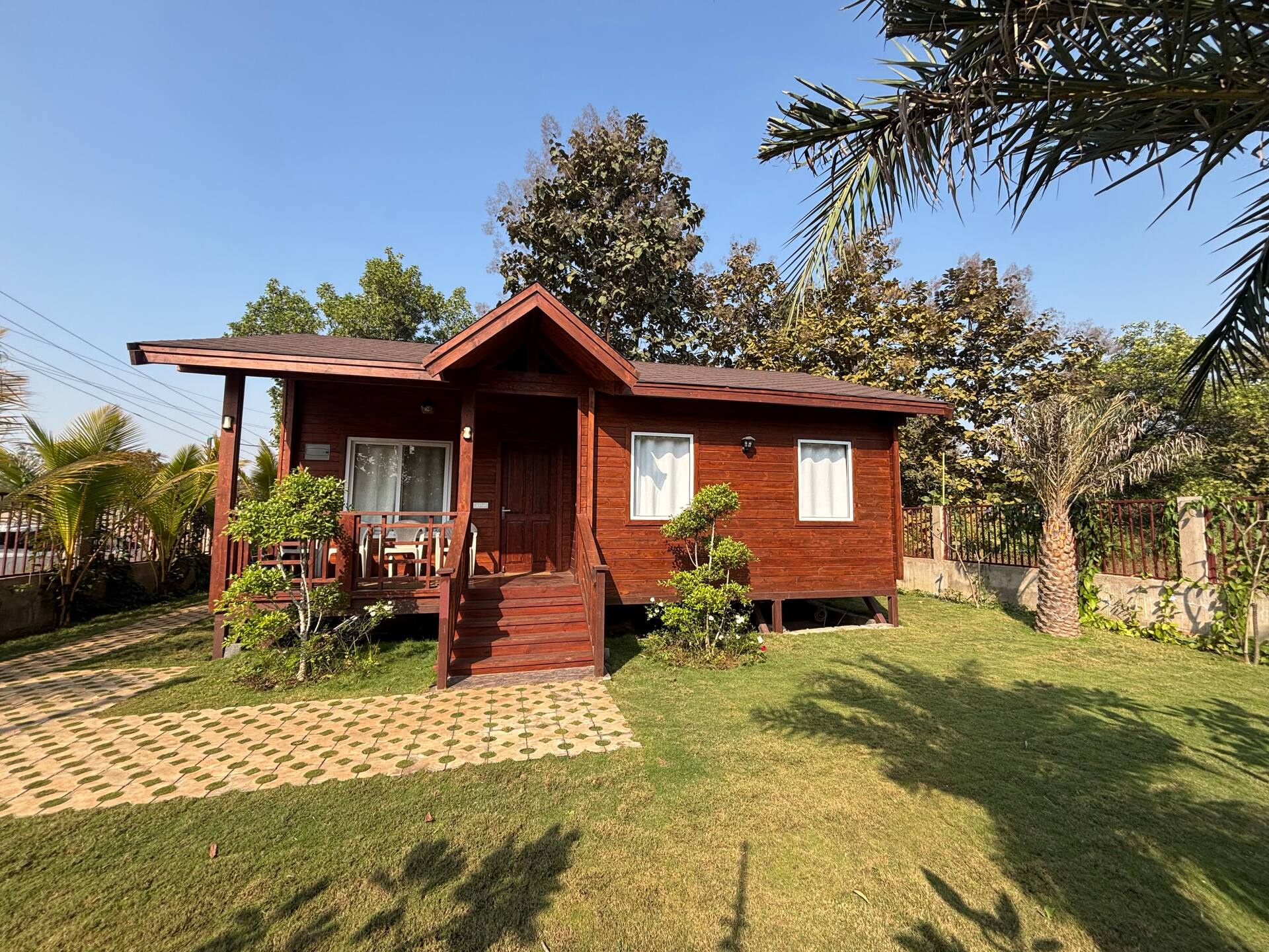 Beautiful One-Bedroom Wooden House Made of Pine