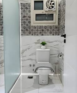 212 · Sea view central luxury apartment 212