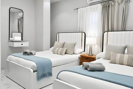 212 · Sea view central luxury apartment 212
