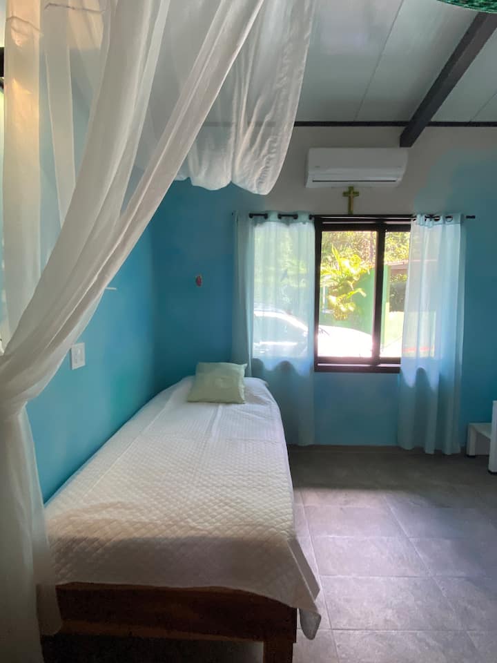 საძინებელი 2