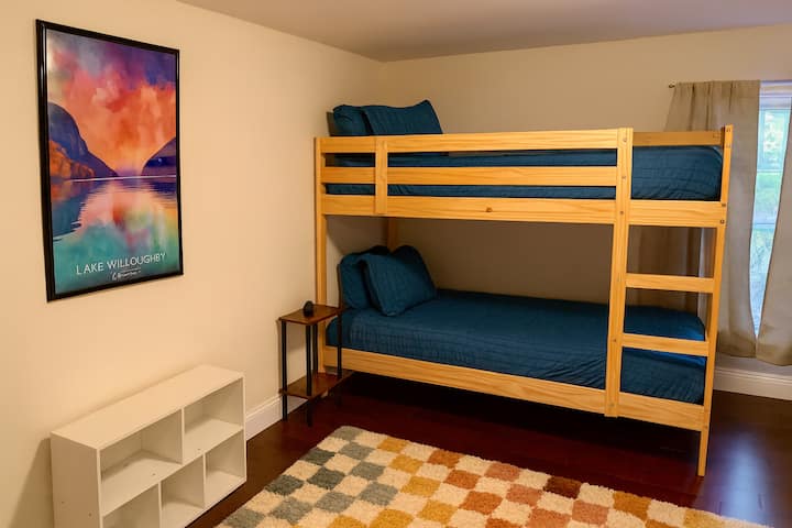 2nd Floor Bunk Room: Twin Bunk Beds, Play Area w/ Toys, Large Walk-In Closet,  Luggage Rack, Burke Mountain Views