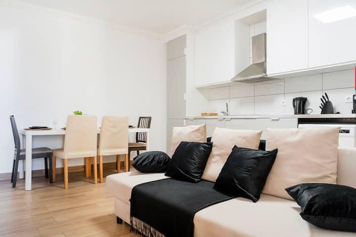 Perfect Portimão Getaway L Modern 2 Bedroom Flat - Portimão