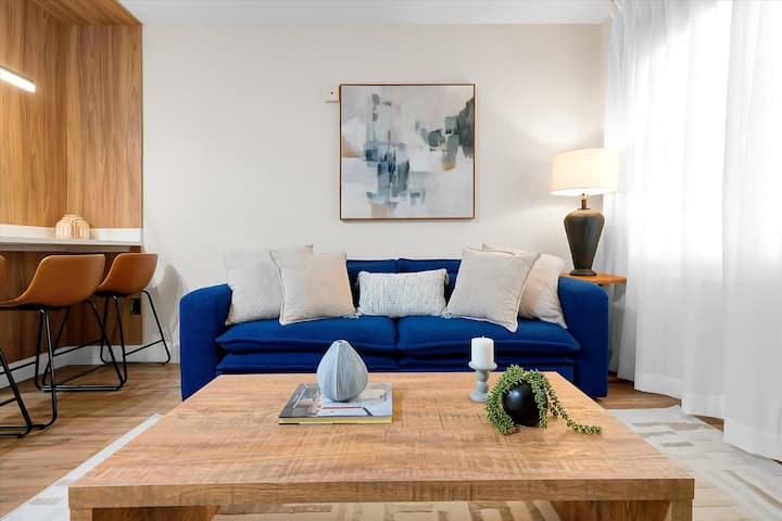 Cozy Studio | 1br/1 Bath | Near Universal Studios - Orlando, FL