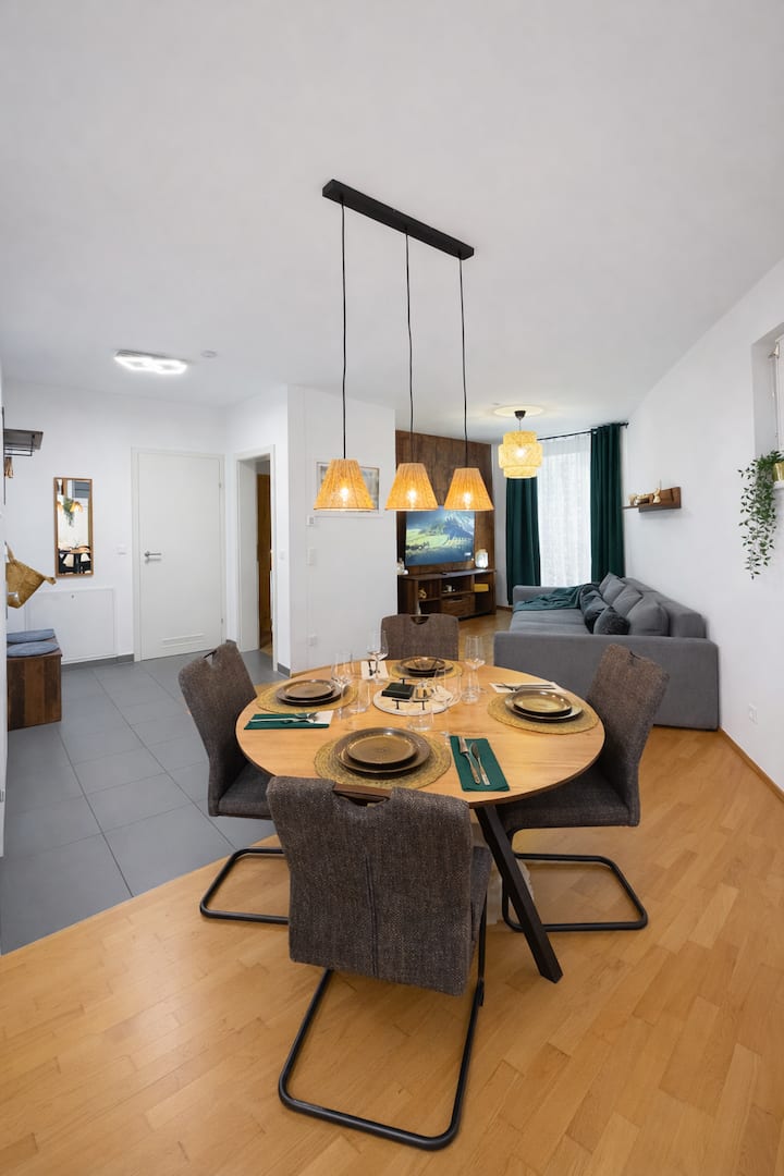 R&m Apartment – Garage & Terrace & Self Check-in - Wien