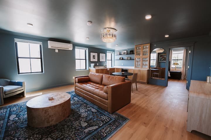 Melrose Hotel Kc - Full Hotel Buyout (24 Guests) - Kansas City, MO