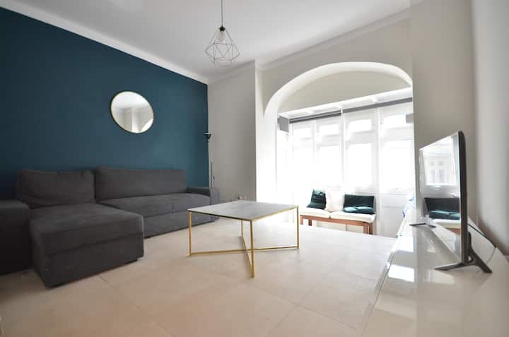 1 Double Bedroom Flat In Gzira - Malta