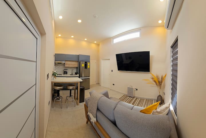 Modern Private Guesthouse W/ Pool | Aruba Retreat - Aruba
