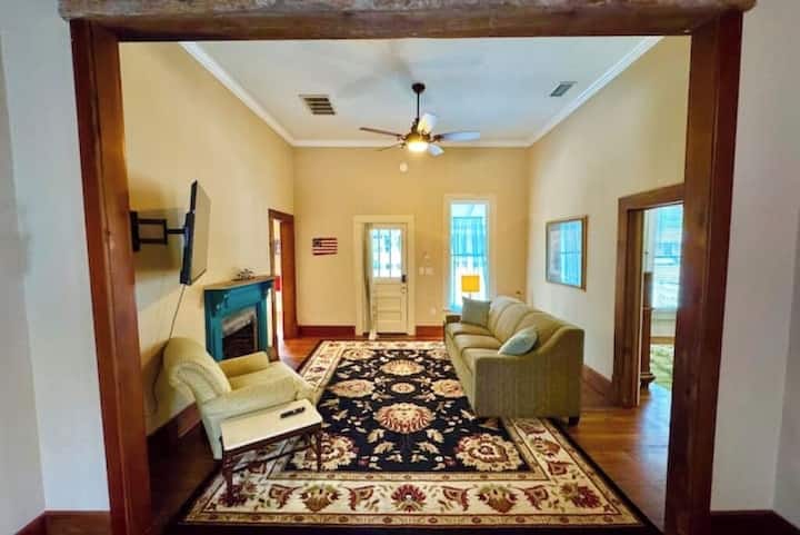 1905 Victorian Rainbow River World Equestrian Ctr - Rainbow Springs, FL