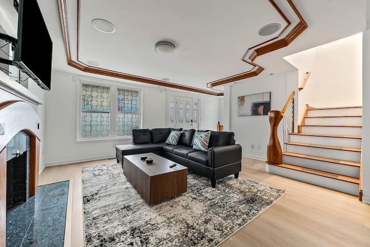 Modern Wilmington Duo | 2 Homes Together - Wilmington, DE