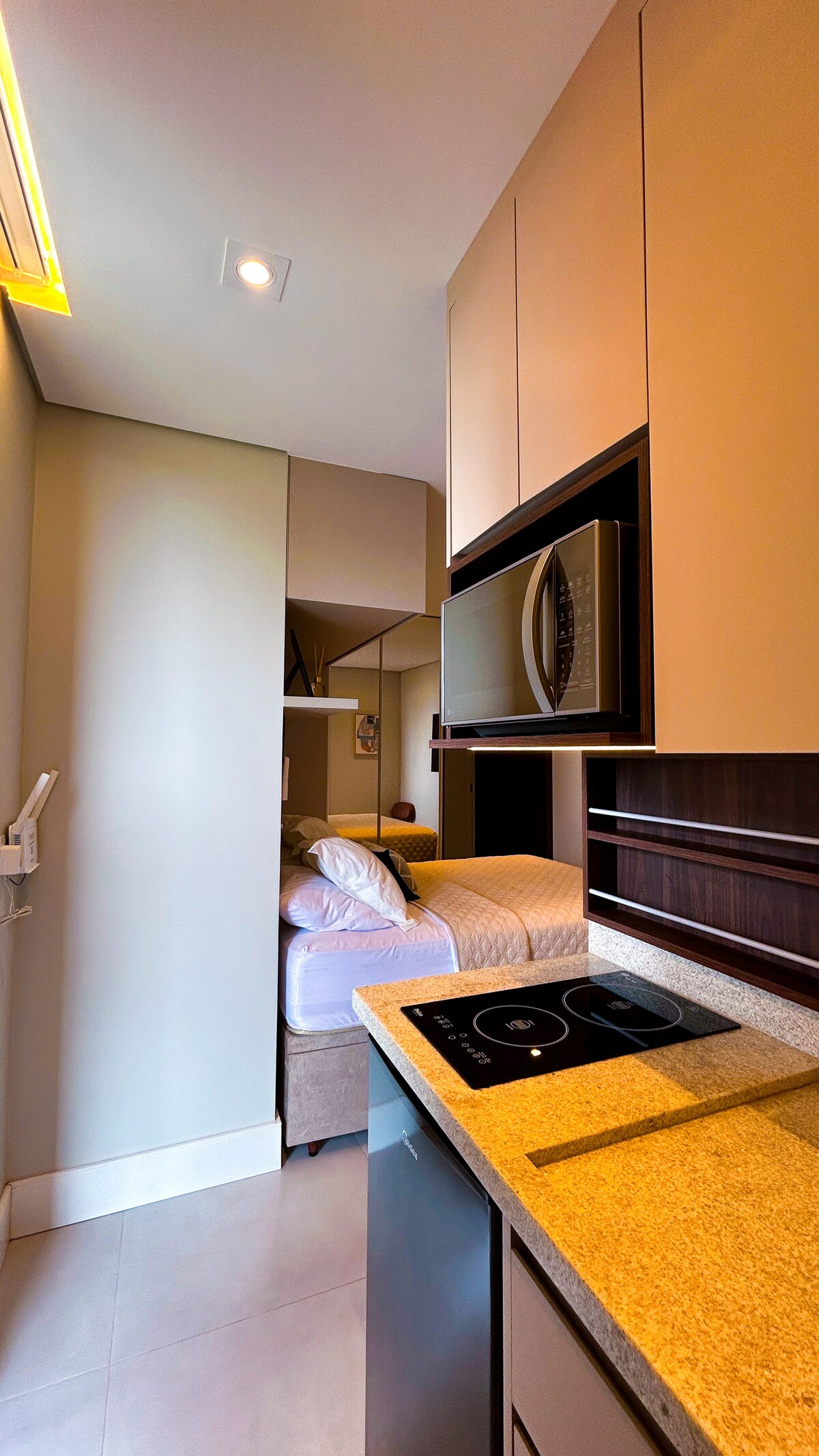 Anúncio popular: Studio Premium Batel • Vista, Ar e Rooftop em água Verde