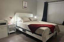 *Lux*Minutes to Mayo Clinic & Beach*Adjustable Bed rental in Jacksonville