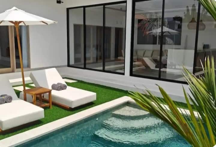 Villa Gloria Seminyak A 2 Km Dalla Spiaggia - Kuta